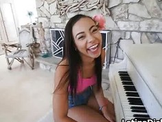 Fucking my exotic pianist girlfriend